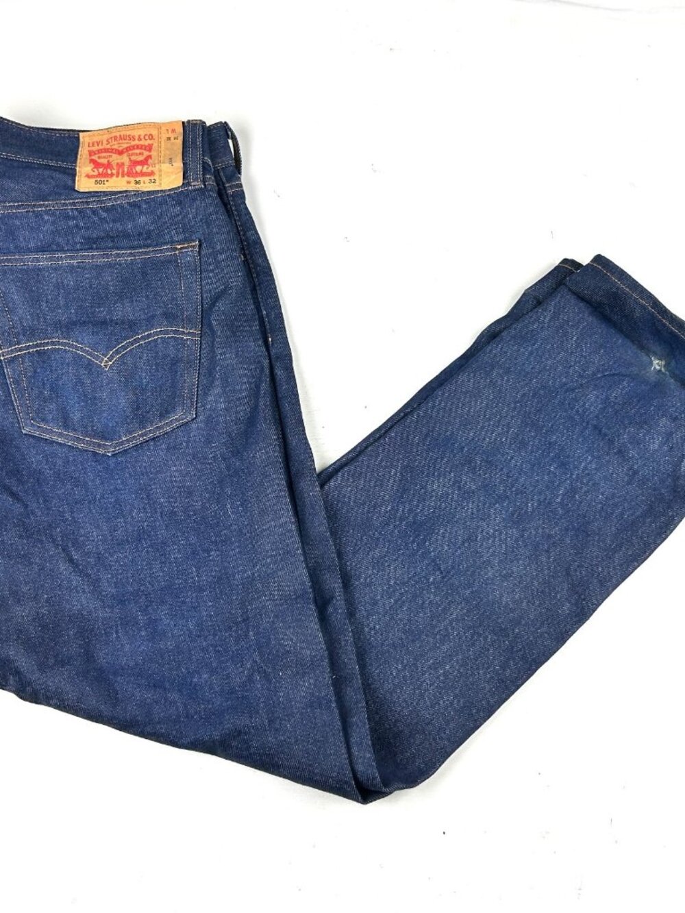 Levi's 501 Jeans W36 L32 Medium Wash Button Fly Dark Wash